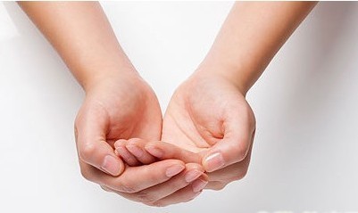 手腳冰涼的女人更易患癌？