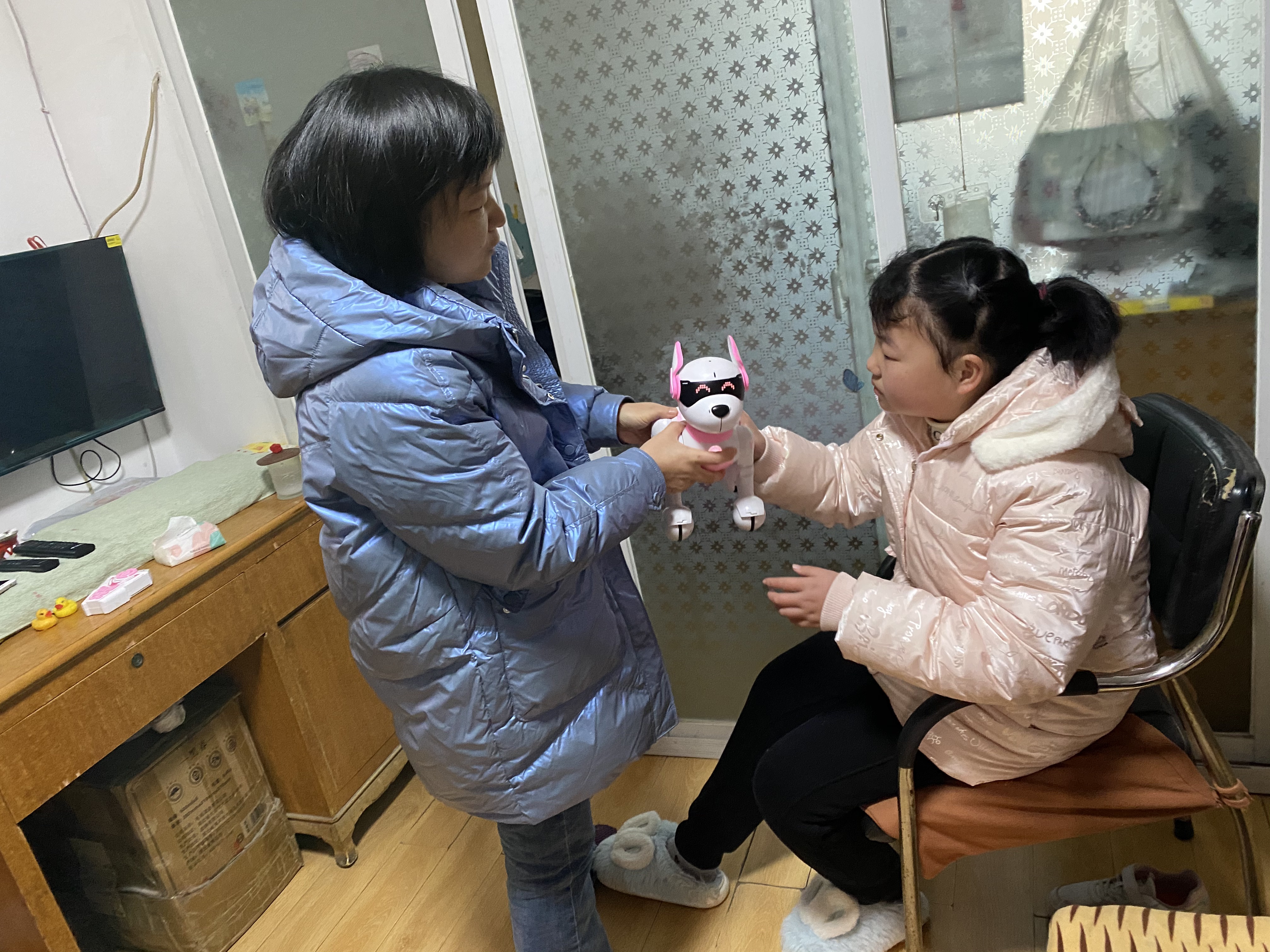 結(jié)對(duì)幫扶送溫暖，愛(ài)心傳遞暖人心
